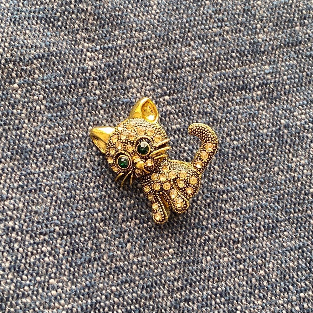 Vintage Gold Kitten Cat Green Eyes Cat Brooch